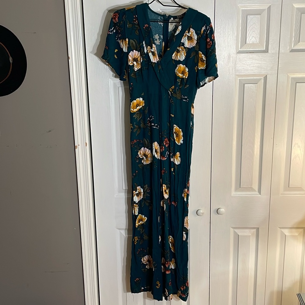 Floral Jumpsuit - Forever 21 - Size M